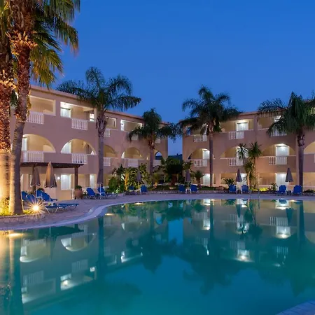 ホテル Zante Village