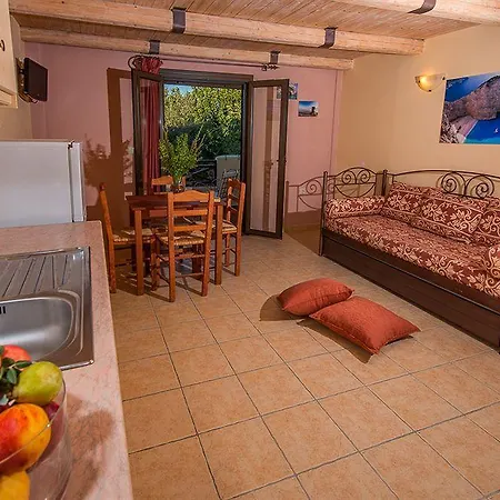 ホテル Zante Village